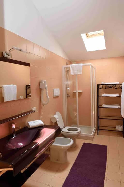 Hotel Residenza Alighieri Bardolino Dış mekan fotoğraf